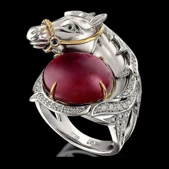 Creative Domineering Horse Embrace Red Crystal Fashion Ring Size: 10 NIB - Picture 4 of 11